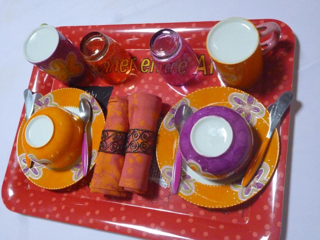 Les Ateliers D'Art Bed and Breakfast Roanne Eksteriør billede