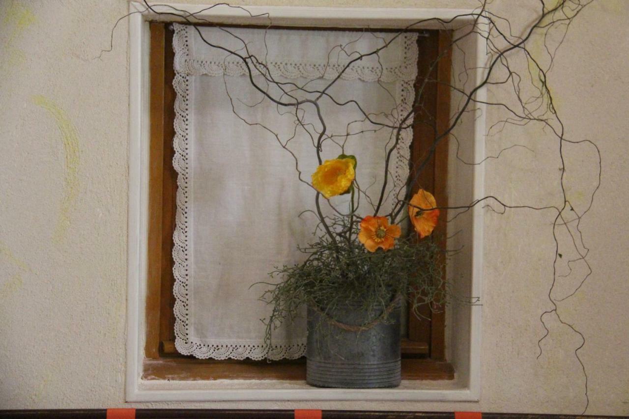 Les Ateliers D'Art Bed and Breakfast Roanne Eksteriør billede